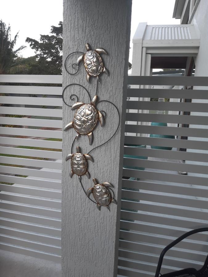 Seaturtle Apartment Clifton Beach Bagian luar foto